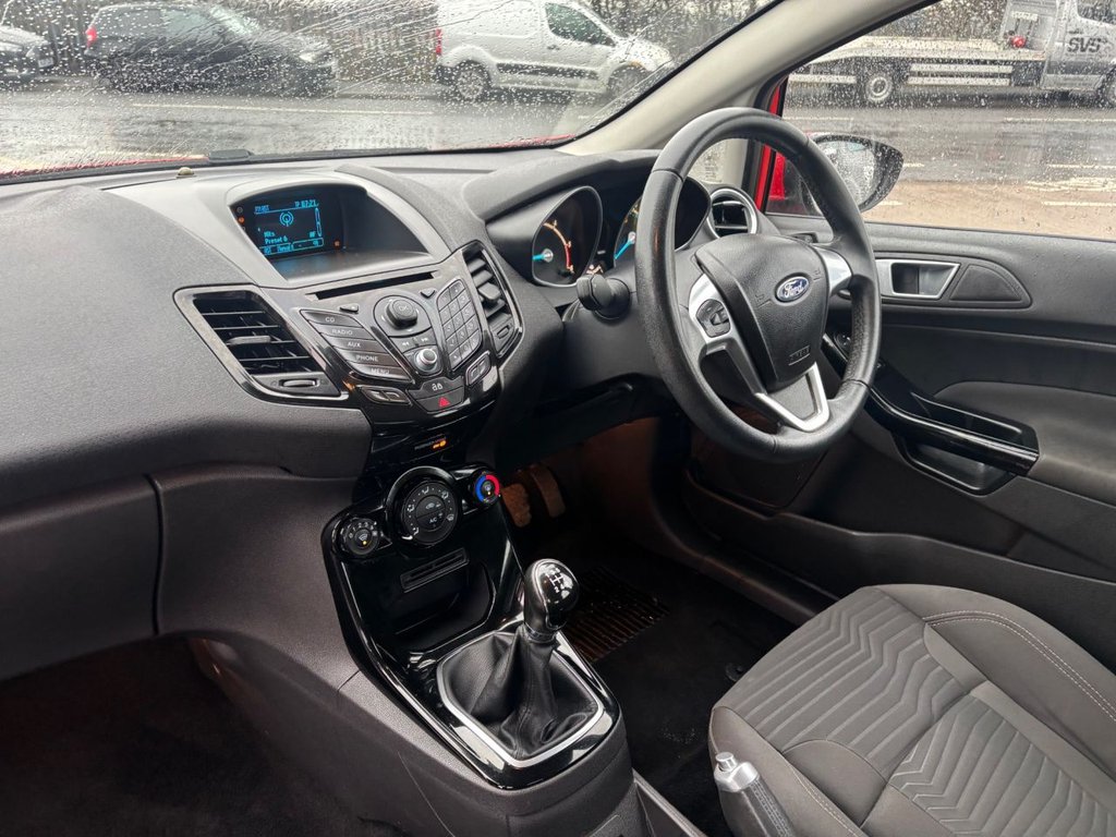 Used Ford Fiesta 2013 for sale - 76950590: Photo 24