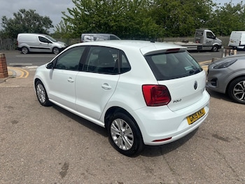 Used Volkswagen Polo 2015 for sale - 78726115: Photo
