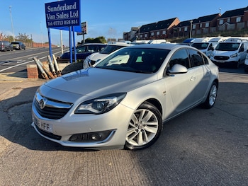 2016 (16) - 1.6 CDTi SRi Nav 5dr [Start Stop]