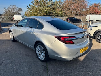 Used Vauxhall Insignia 2016 for sale - 76260412: Photo