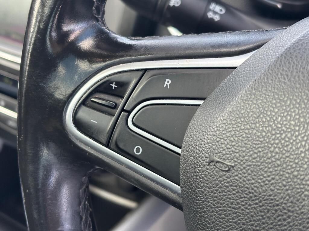 Used Renault Kadjar 2017 for sale - 76945344: Photo 19