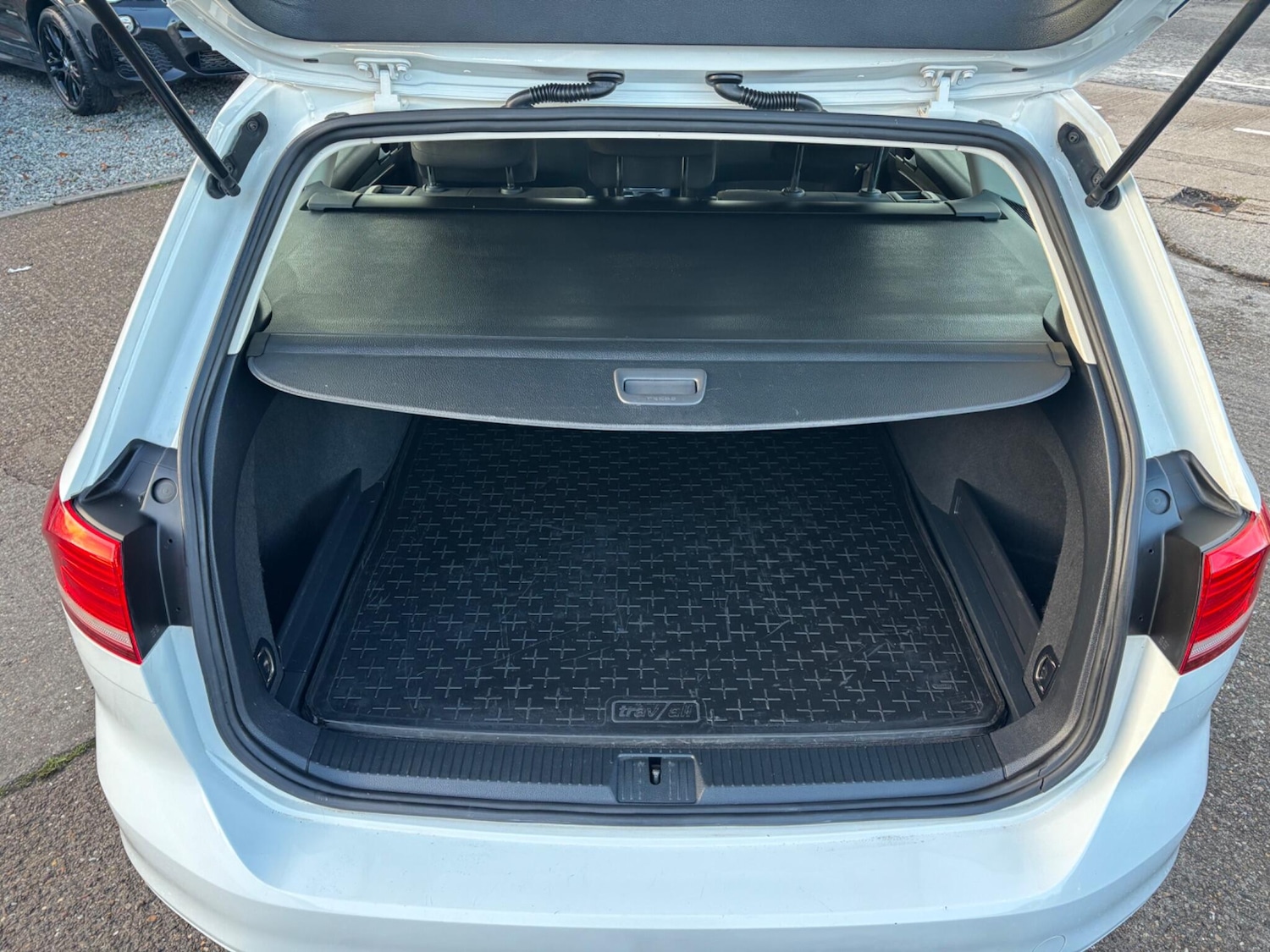 Used Volkswagen Passat 2015 for sale - 76606844: Photo 20