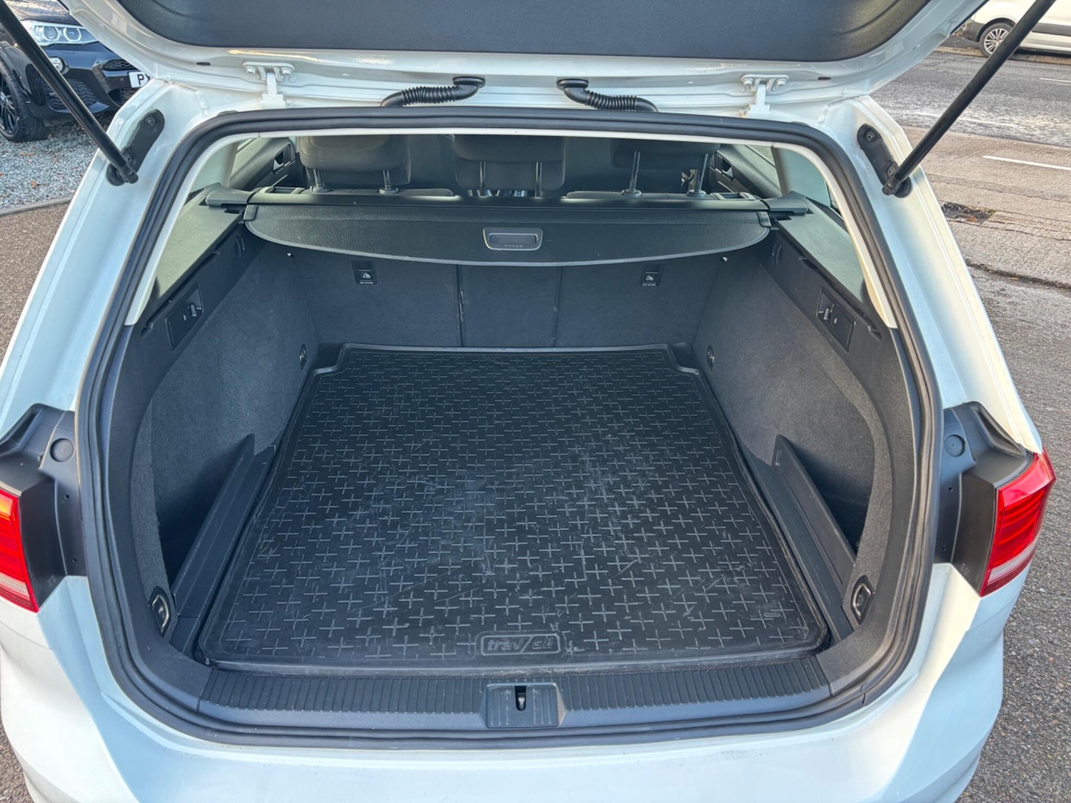 Used Volkswagen Passat 2015 for sale - 76606844: Photo 21