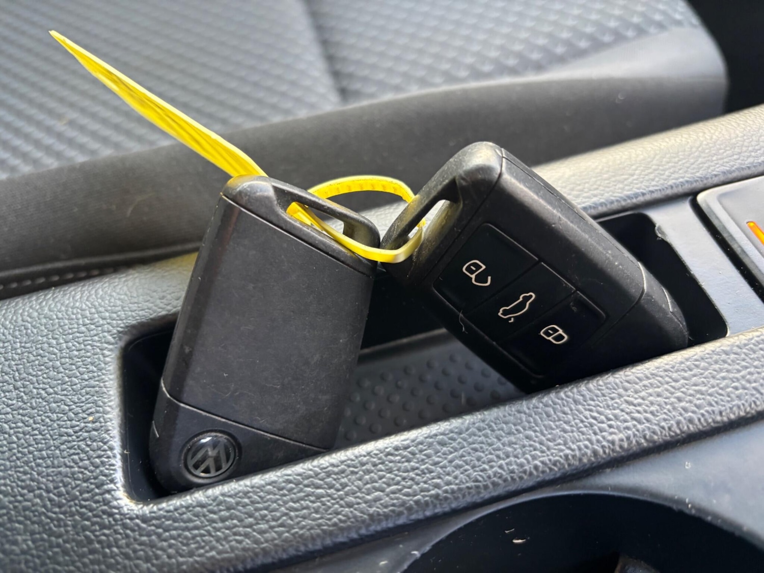 Used Volkswagen Passat 2015 for sale - 76606844: Photo 28