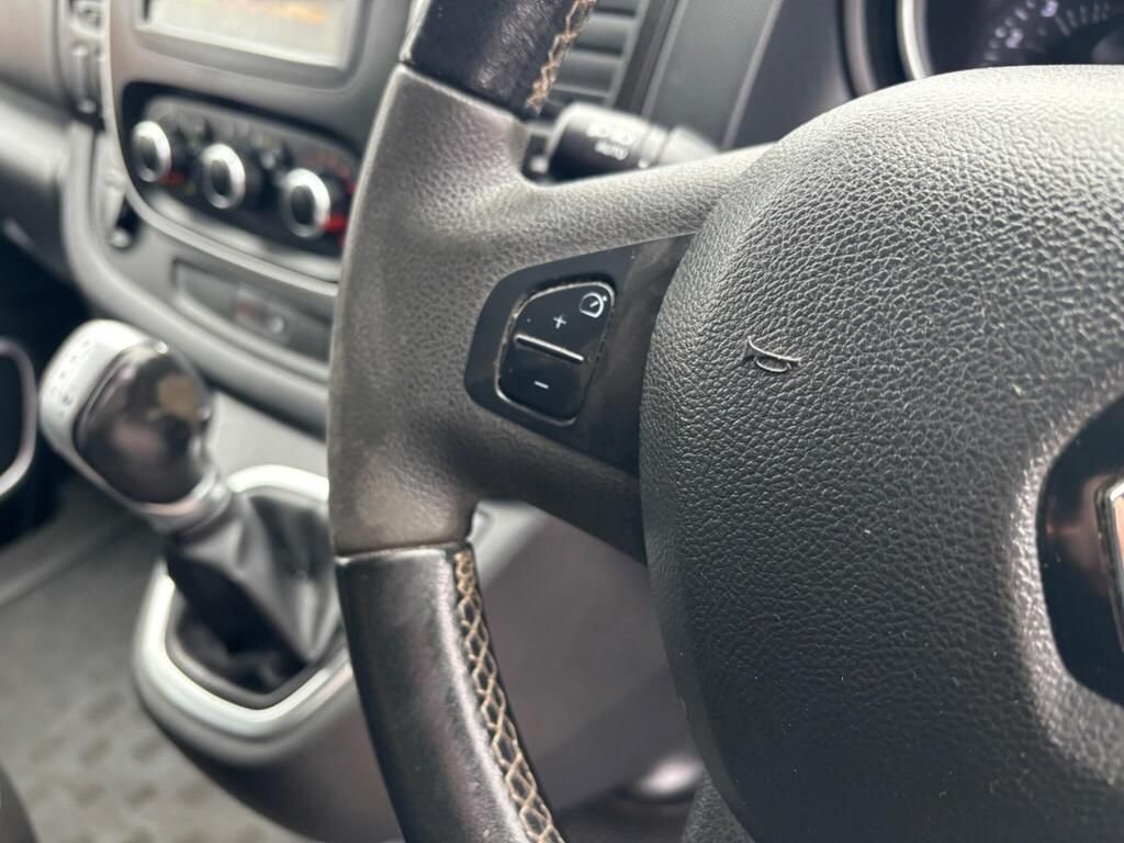 Used Renault Trafic 2021 for sale - 76945362: Photo 23