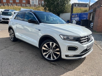 Used Volkswagen T-Roc 2018 for sale - 75775793: Photo