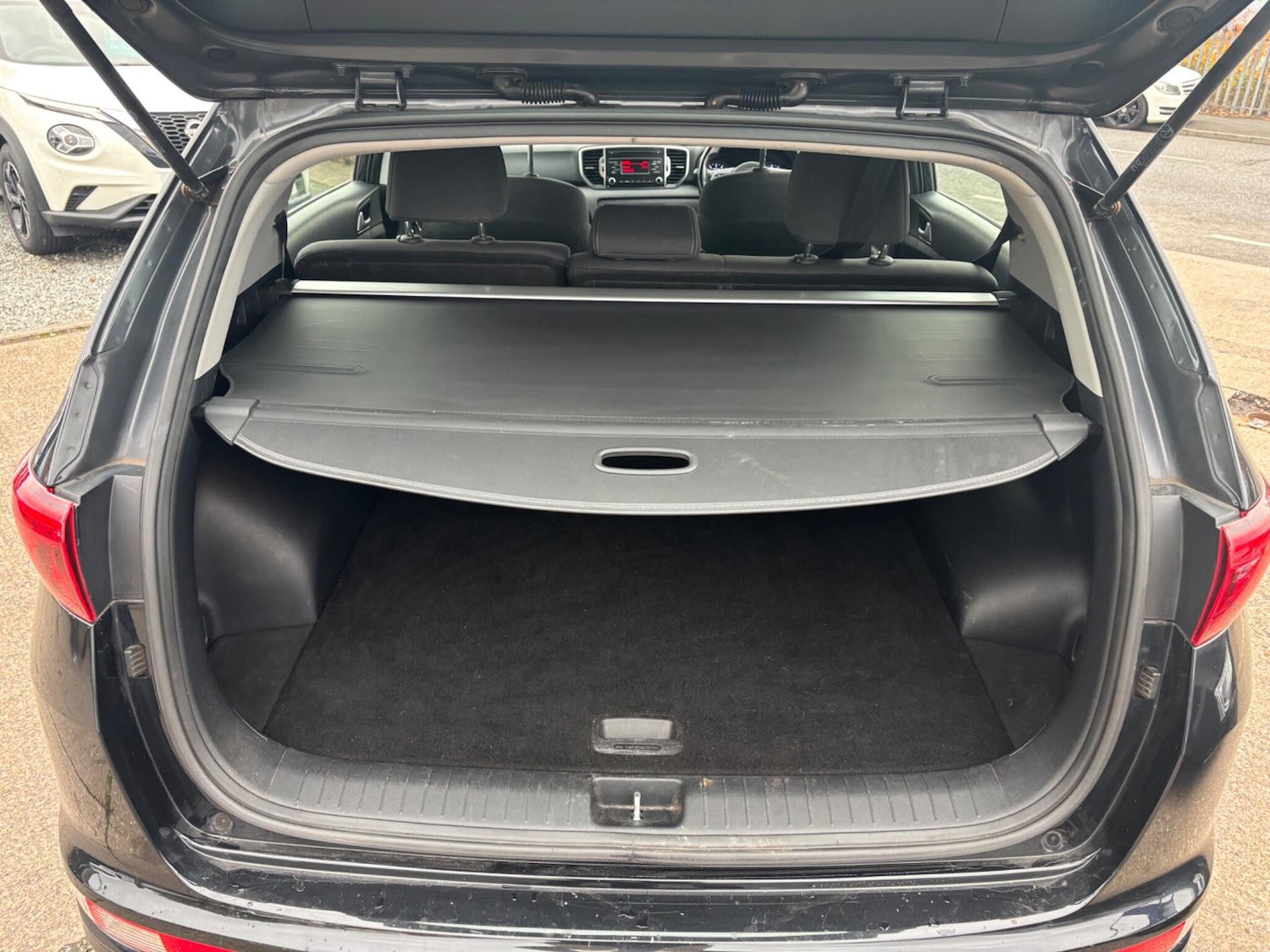 Used Kia Sportage 2017 for sale - 76498459: Photo 17