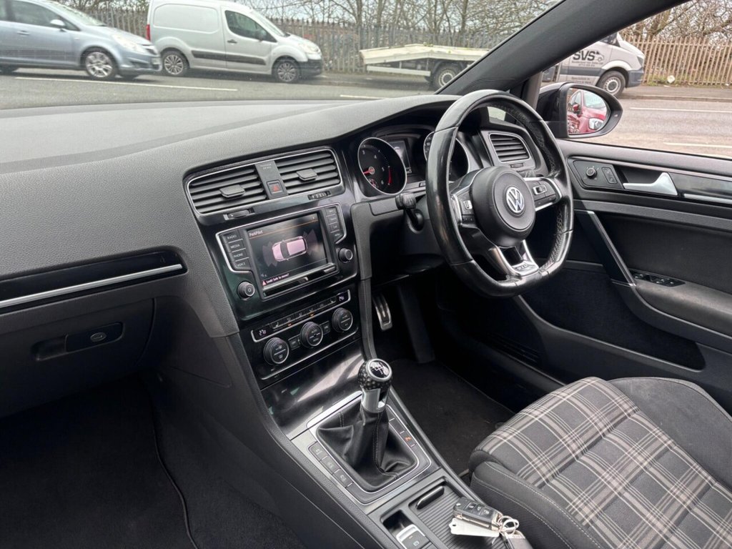 Used Volkswagen Golf 2016 for sale - 77905196: Photo 28