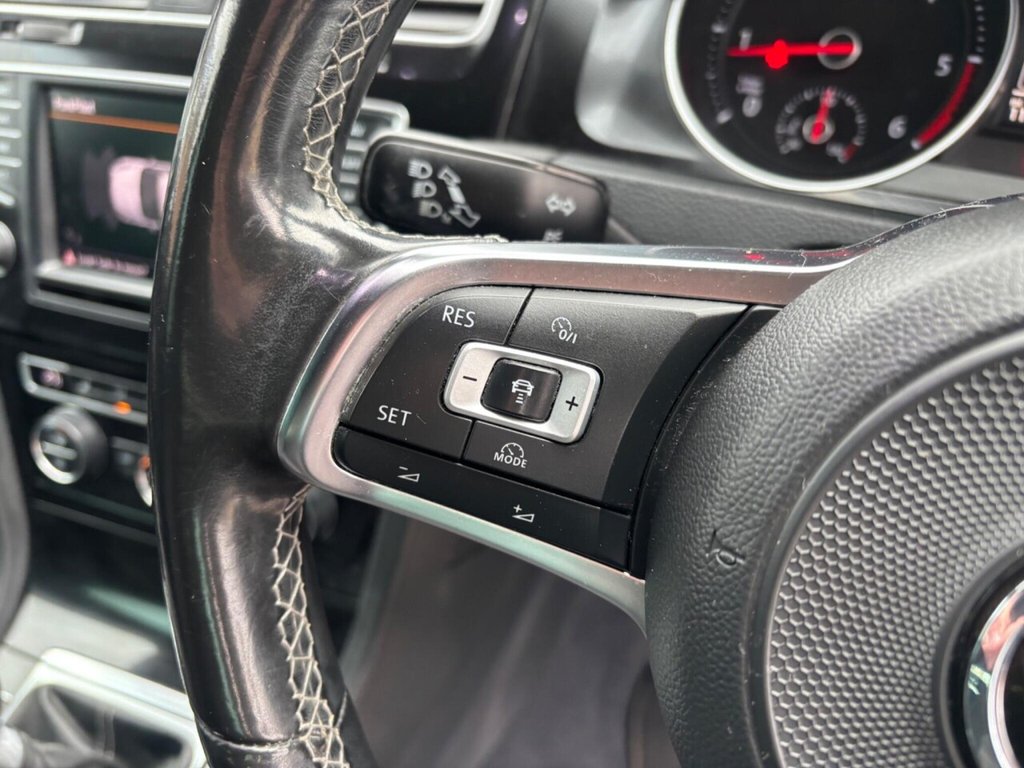 Used Volkswagen Golf 2016 for sale - 77905196: Photo 30