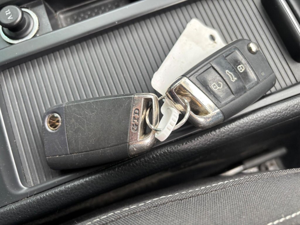 Used Volkswagen Golf 2016 for sale - 77905196: Photo 33