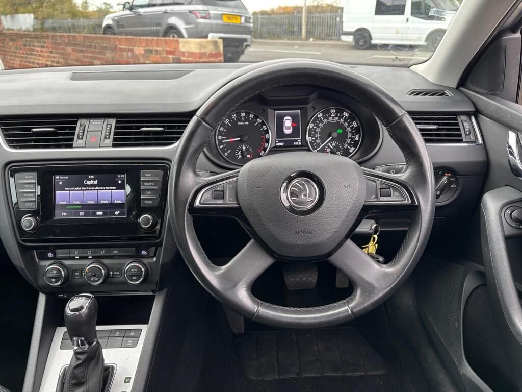 Used Skoda Octavia 2014 for sale - 76945349: Photo 9