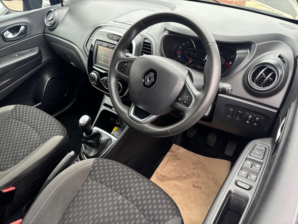 Used Renault Captur 2017 for sale - 77631934: Photo 12