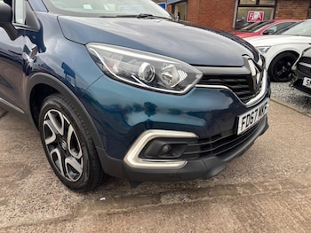 Used Renault Captur 2017 for sale - 77631934: Photo