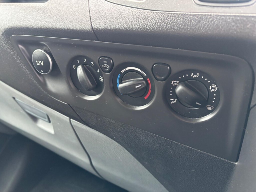 Used Ford Transit Custom 2015 for sale - 77779943: Photo 22