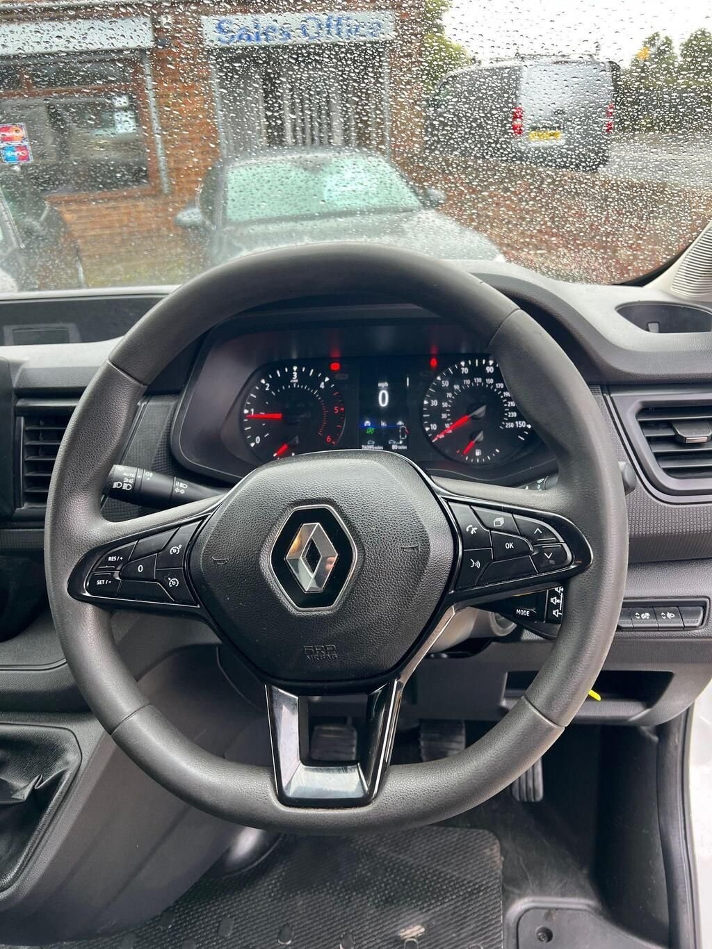 Used Renault Trafic 2022 for sale - 76945368: Photo 16