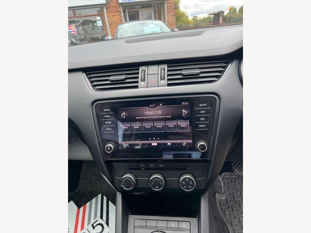 Used Skoda Octavia 2025 for sale - 77583734: Photo 12