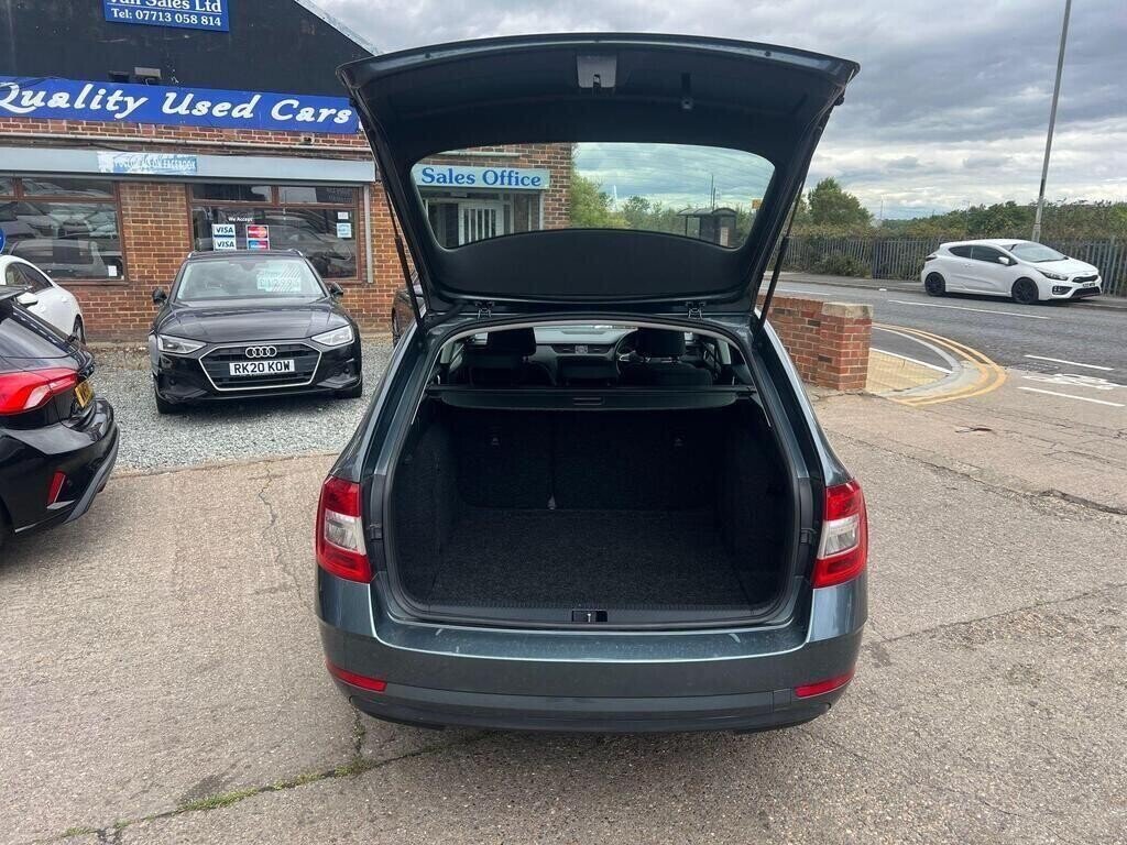 Used Skoda Octavia 2025 for sale - 77583734: Photo 6