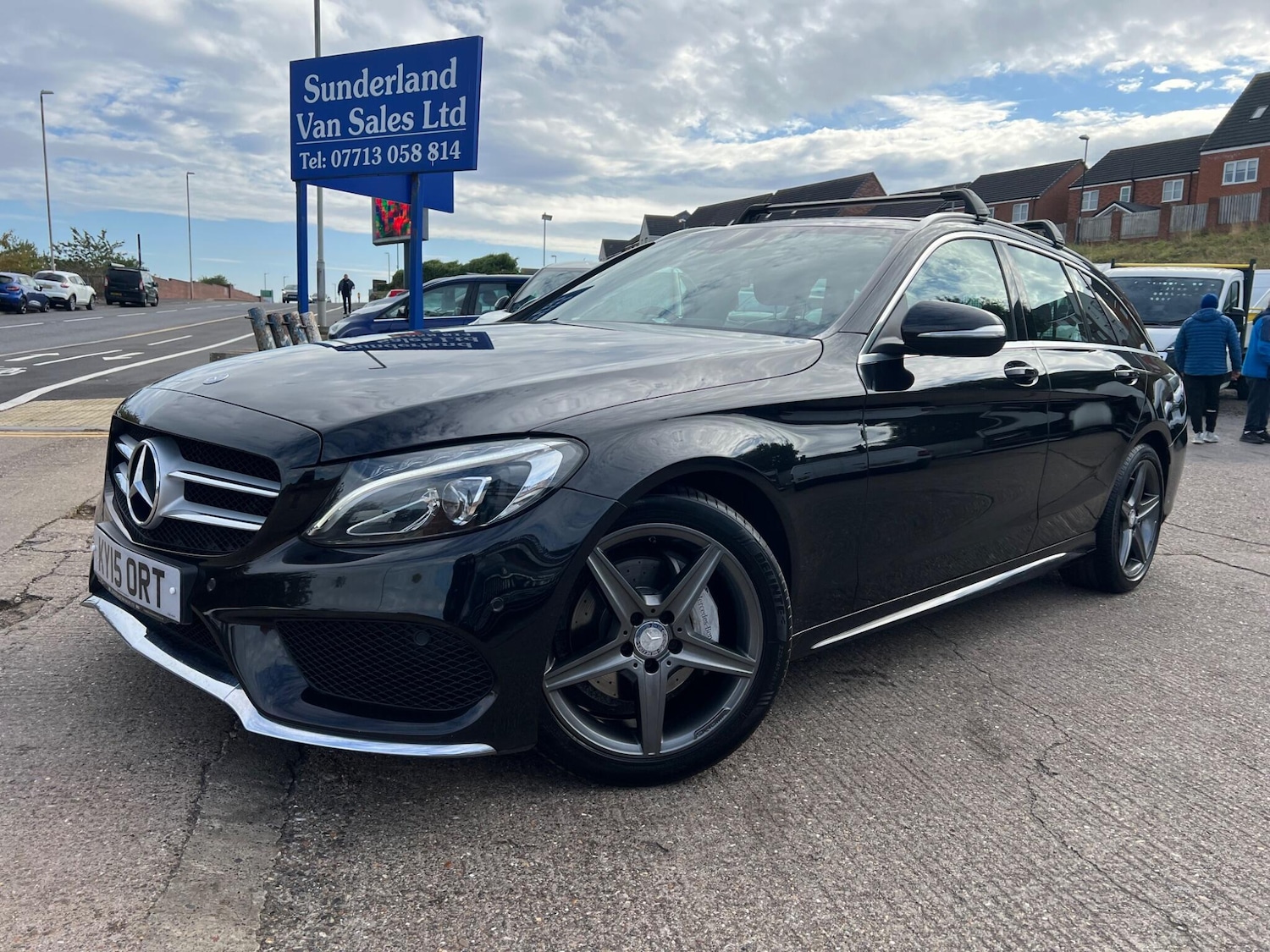 Used Mercedes-Benz C Class 2015 for sale - 76027120: Photo 1