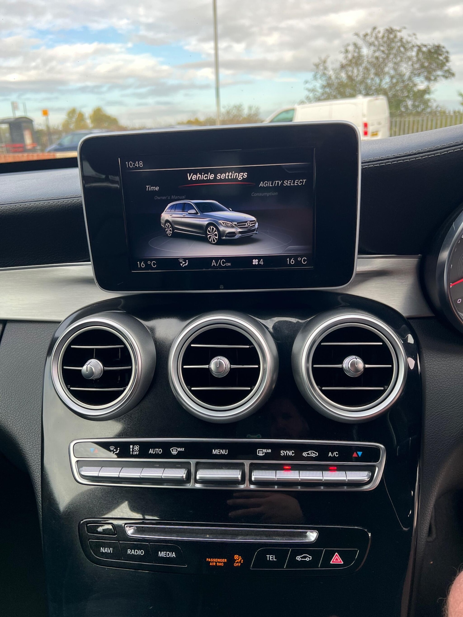 Used Mercedes-Benz C Class 2015 for sale - 76027120: Photo 18