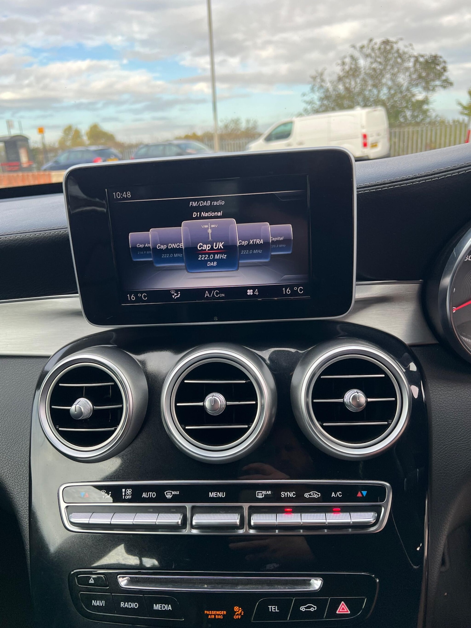 Used Mercedes-Benz C Class 2015 for sale - 76027120: Photo 31