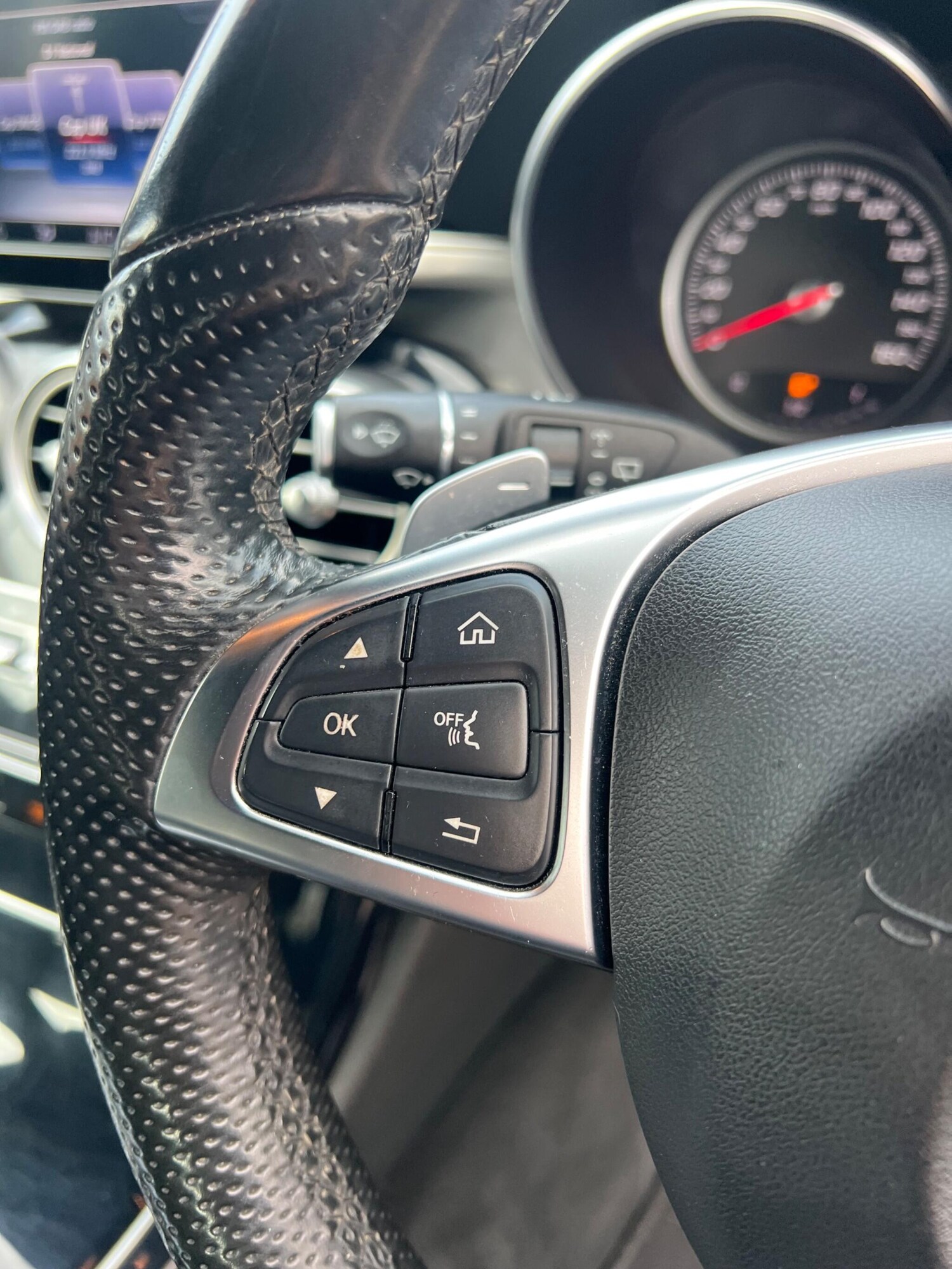 Used Mercedes-Benz C Class 2015 for sale - 76027120: Photo 36