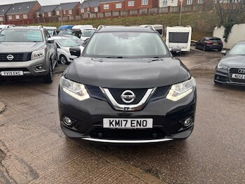Used Nissan X-Trail 2017 for sale - 77384384: Photo