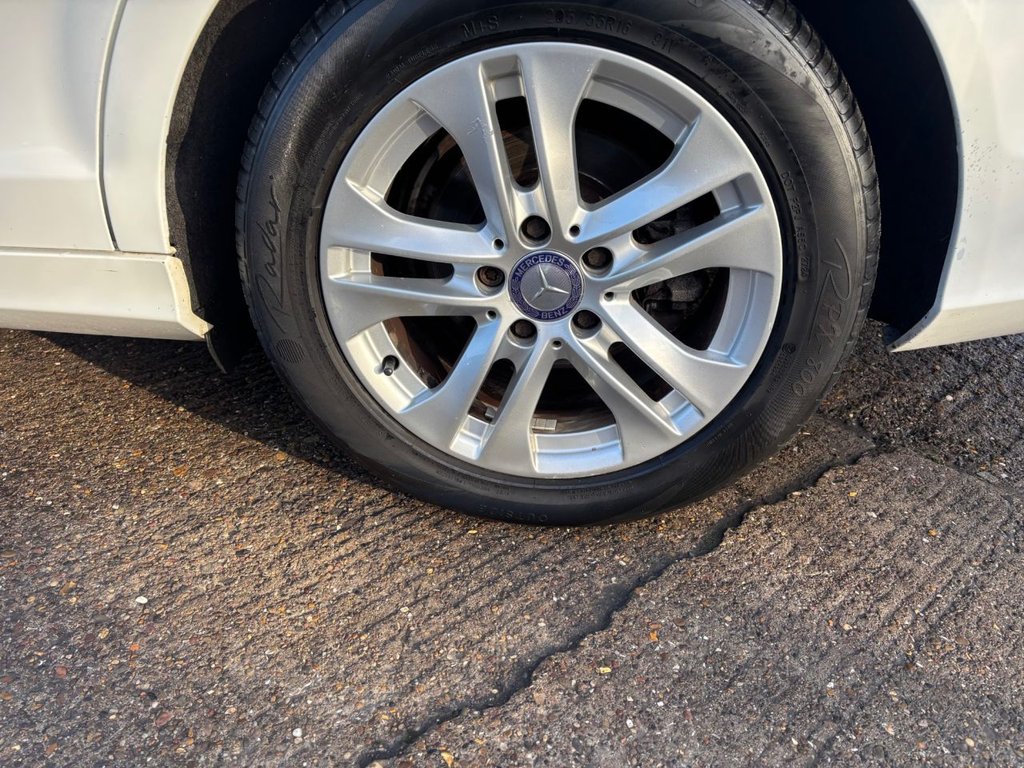 Used Mercedes-Benz C Class 2012 for sale - 77451670: Photo 9