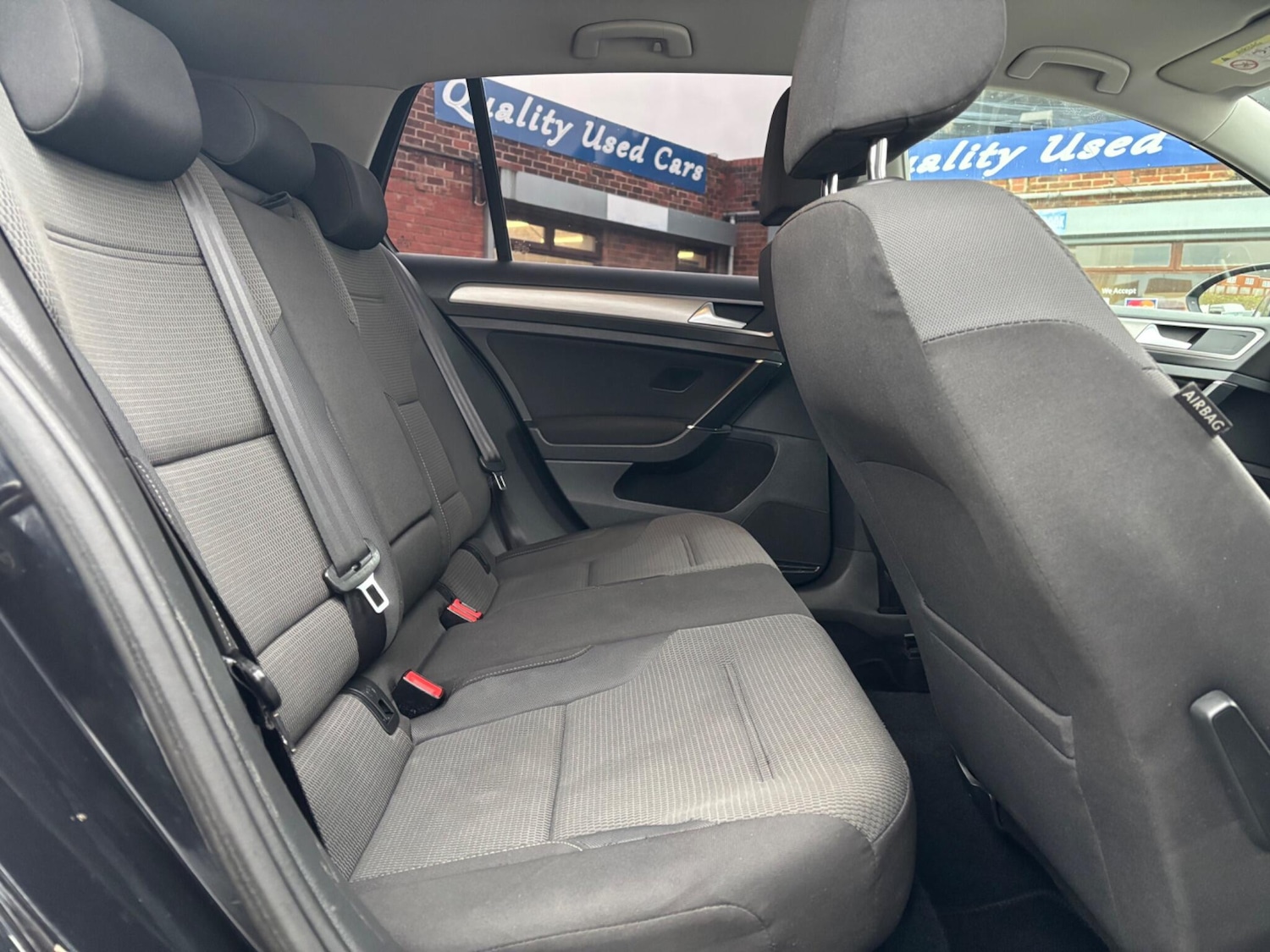 Used Volkswagen Golf 2015 for sale - 76714384: Photo 15