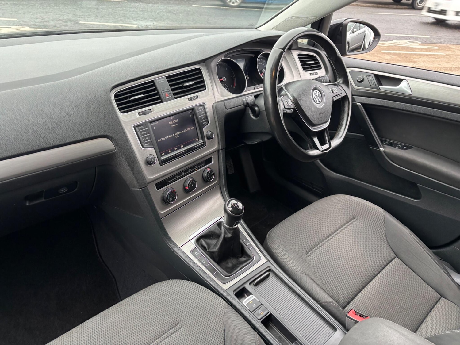 Used Volkswagen Golf 2015 for sale - 76714384: Photo 25