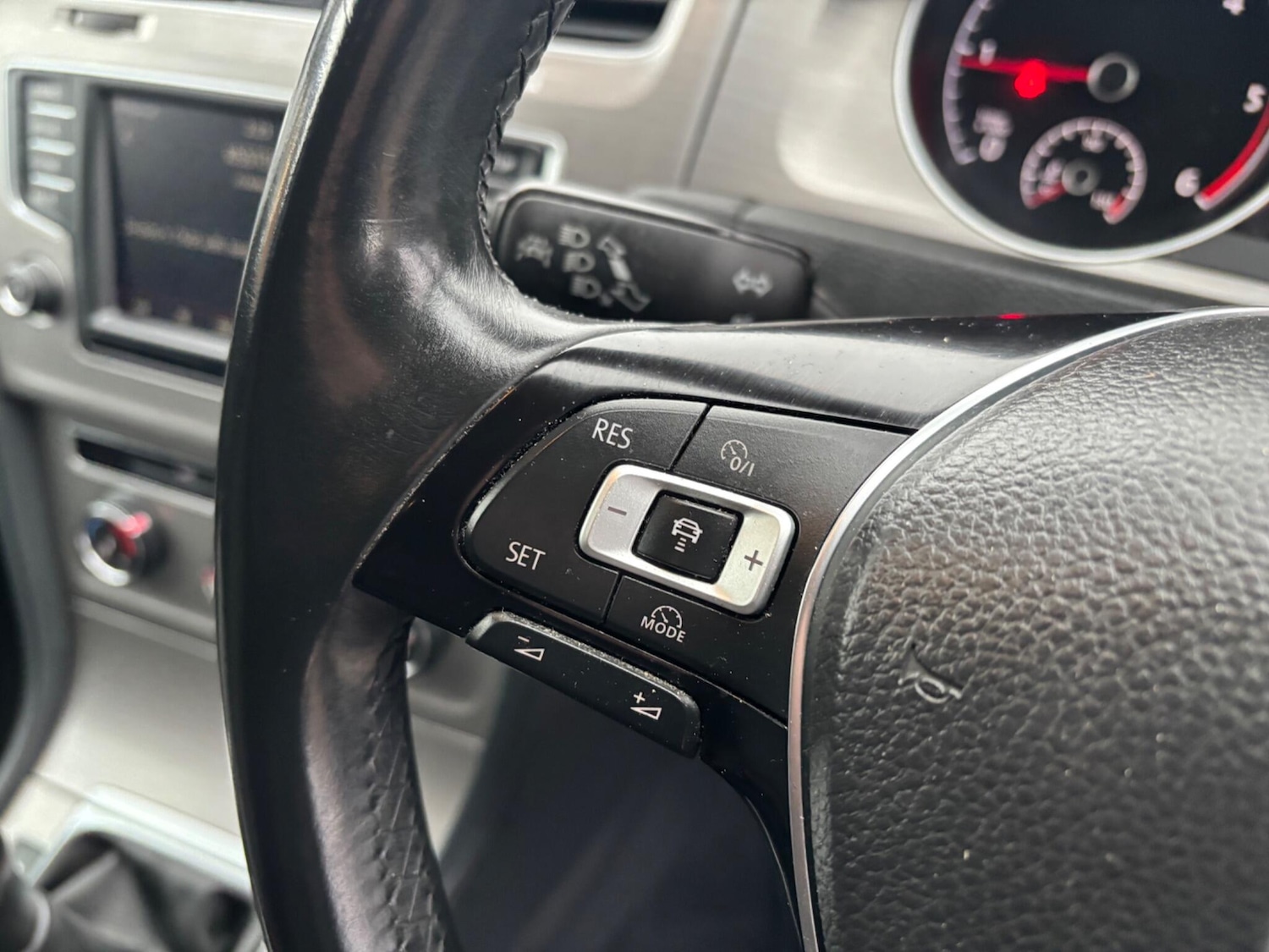 Used Volkswagen Golf 2015 for sale - 76714384: Photo 27