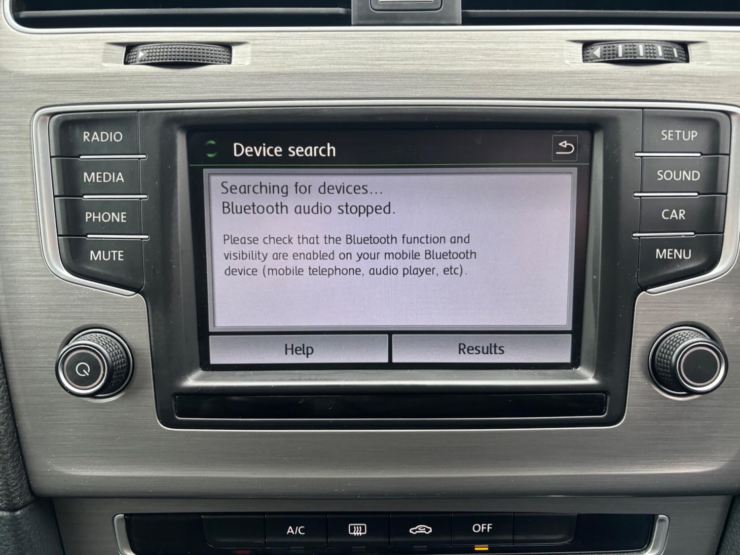 Used Volkswagen Golf 2015 for sale - 76714384: Photo 32