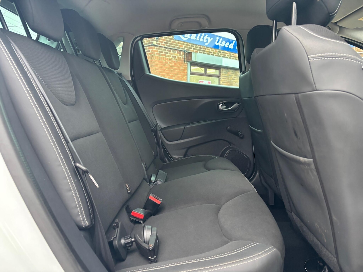 Used Renault Clio 2018 for sale - 76585015: Photo 11