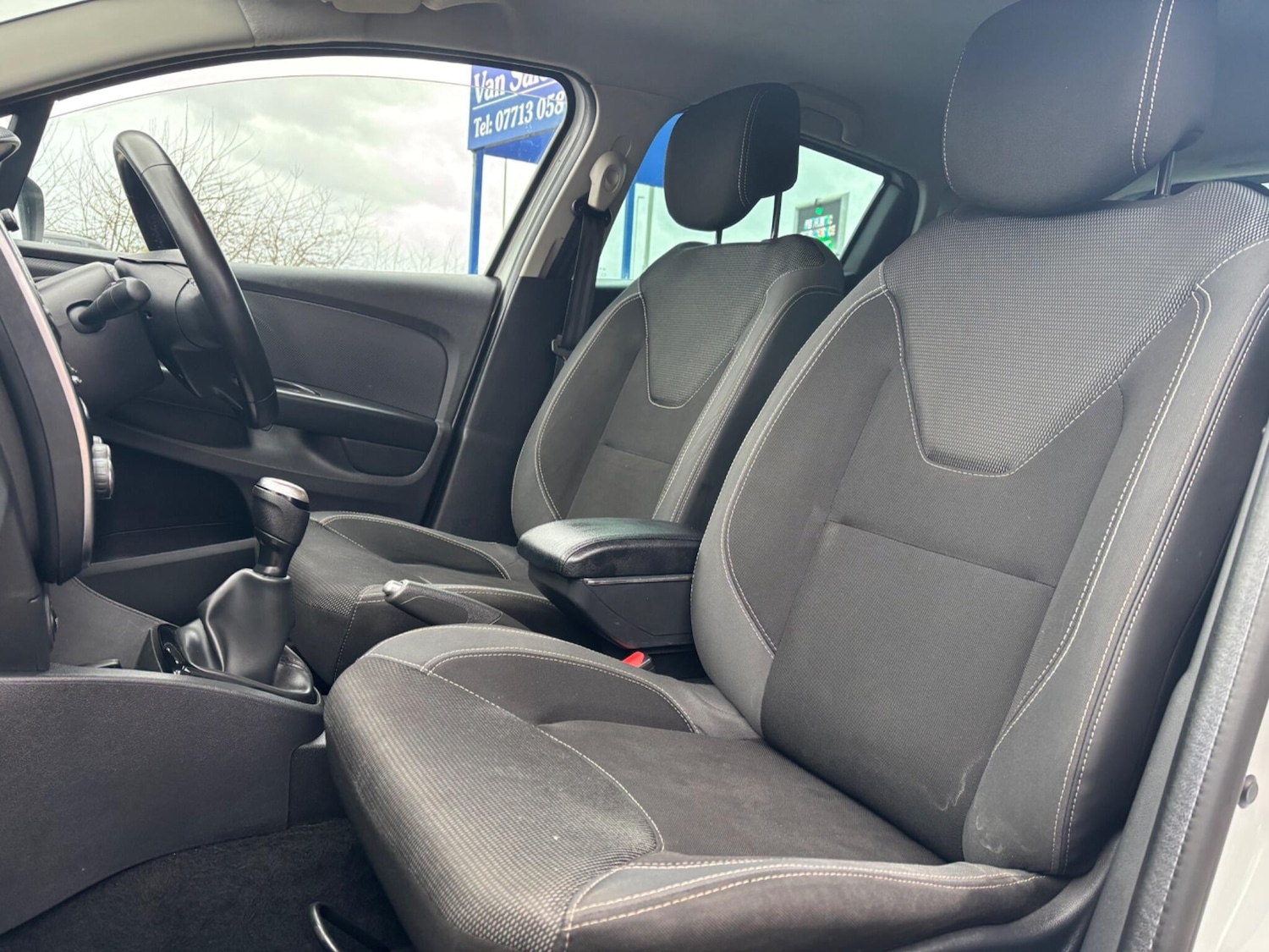 Used Renault Clio 2018 for sale - 76585015: Photo 18