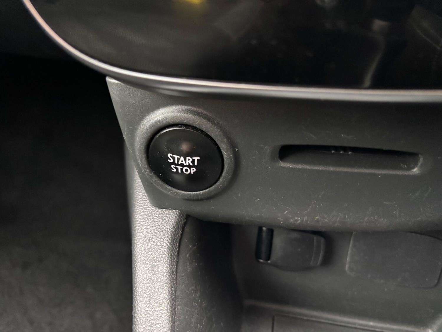 Used Renault Clio 2018 for sale - 76585015: Photo 28