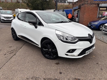 Used Renault Clio 2018 for sale - 76585015: Photo