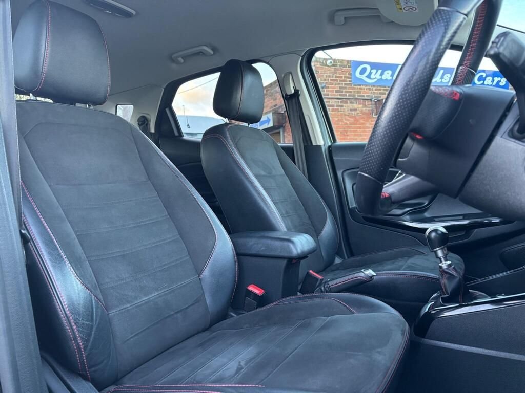 Used Ford Ecosport 2018 for sale - 76945378: Photo 17