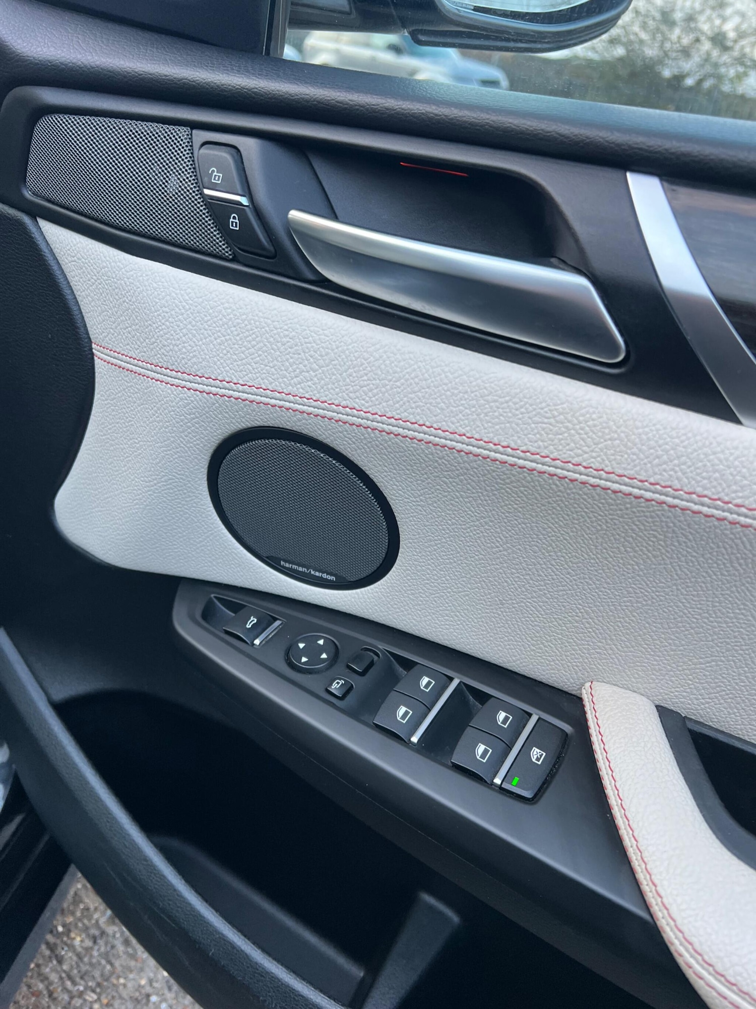 Used BMW X4 2017 for sale - 76573500: Photo 27