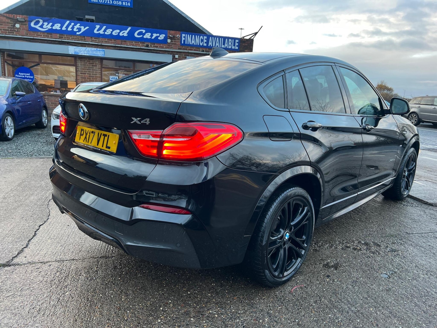 Used BMW X4 2017 for sale - 76573500: Photo 3