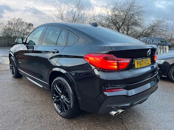 Used BMW X4 2017 for sale - 76573500: Photo