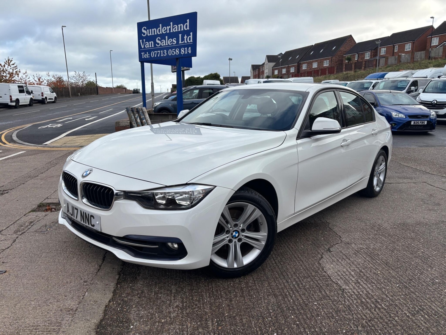 Used BMW 3 Series 2017 for sale - 76457608: Photo 1