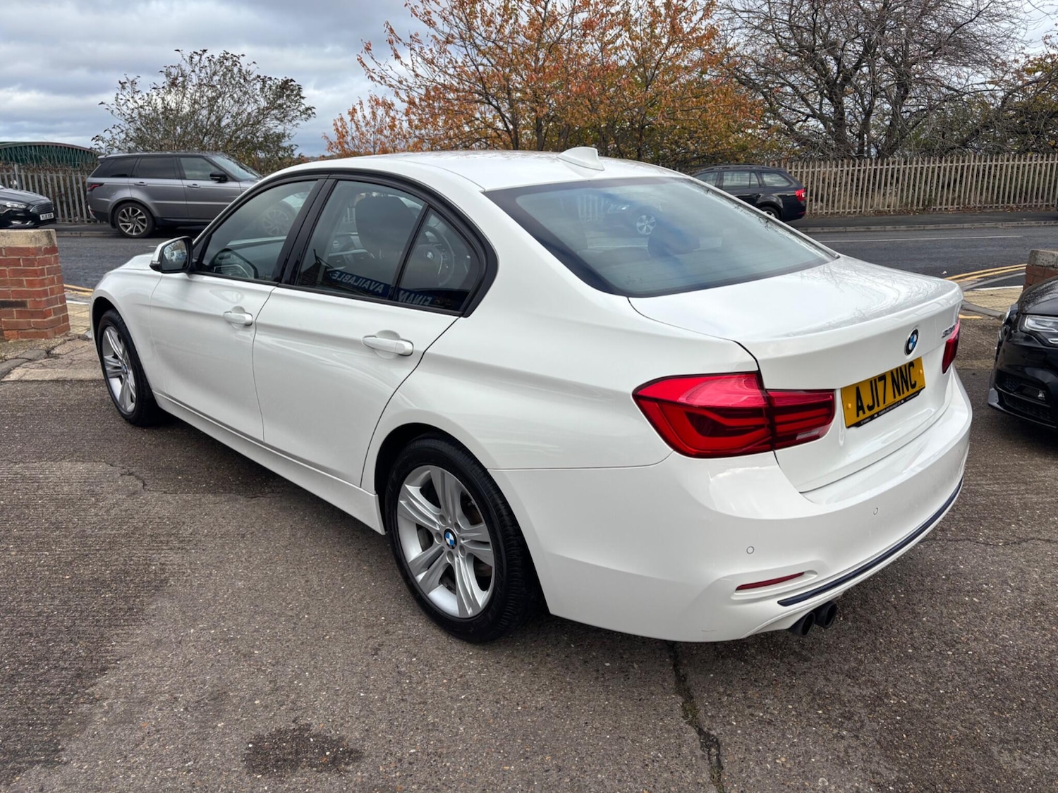 Used BMW 3 Series 2017 for sale - 76457608: Photo 10