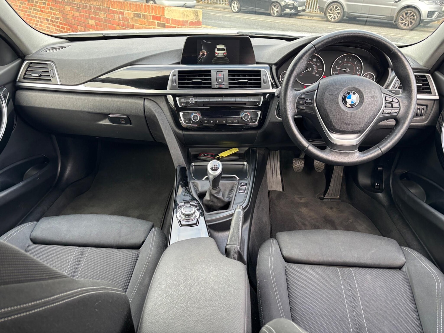 Used BMW 3 Series 2017 for sale - 76457608: Photo 15