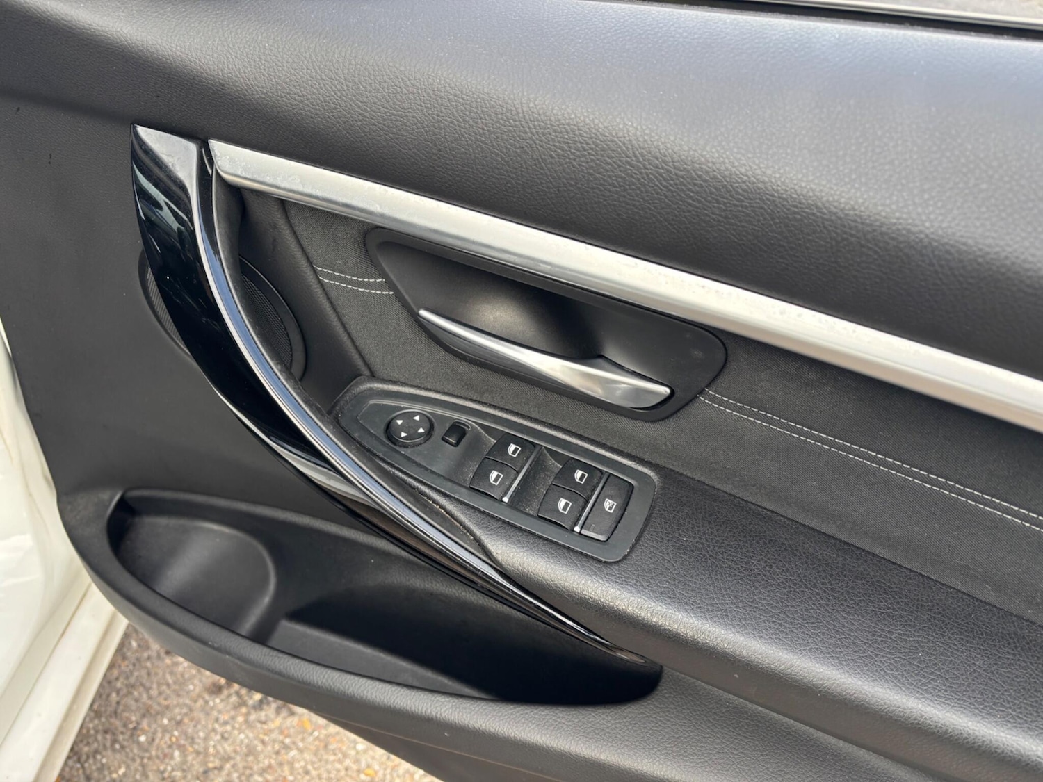 Used BMW 3 Series 2017 for sale - 76457608: Photo 19