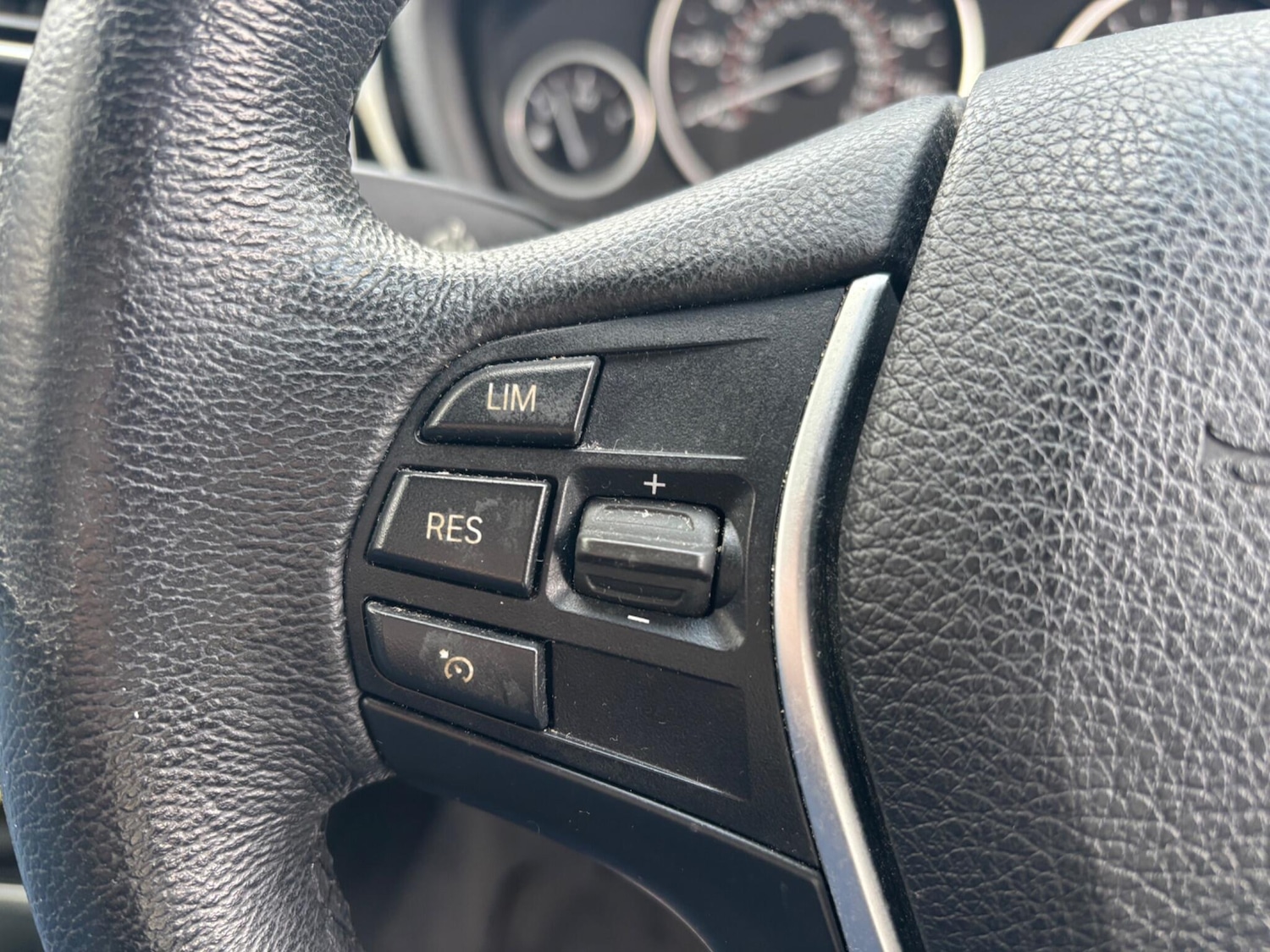 Used BMW 3 Series 2017 for sale - 76457608: Photo 26