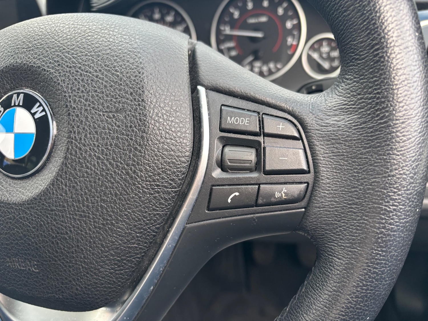 Used BMW 3 Series 2017 for sale - 76457608: Photo 27