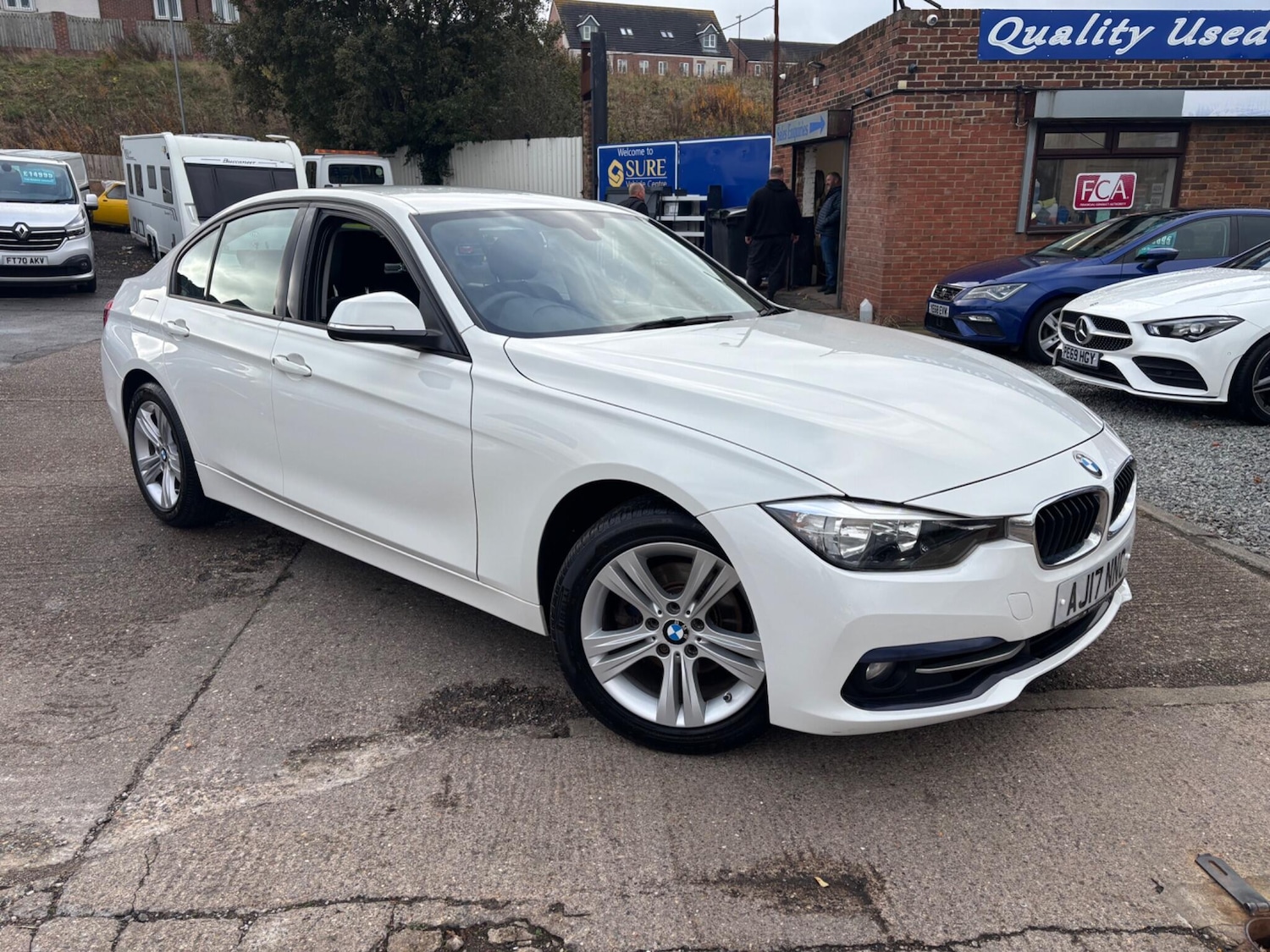 Used BMW 3 Series 2017 for sale - 76457608: Photo 3