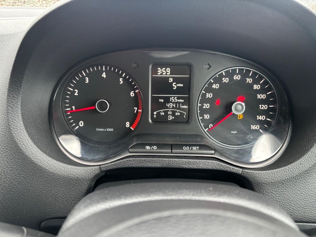 Used Volkswagen Polo 2013 for sale - 77534799: Photo 24