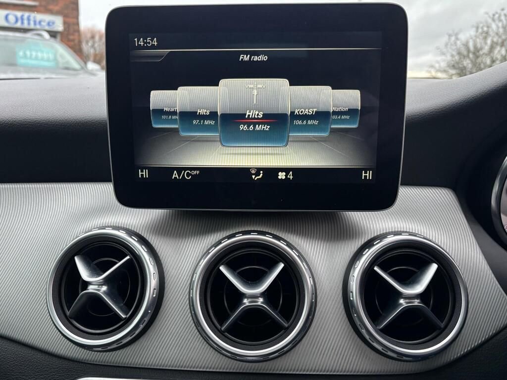 Used Mercedes-Benz GLA 2017 for sale - 76945382: Photo 32