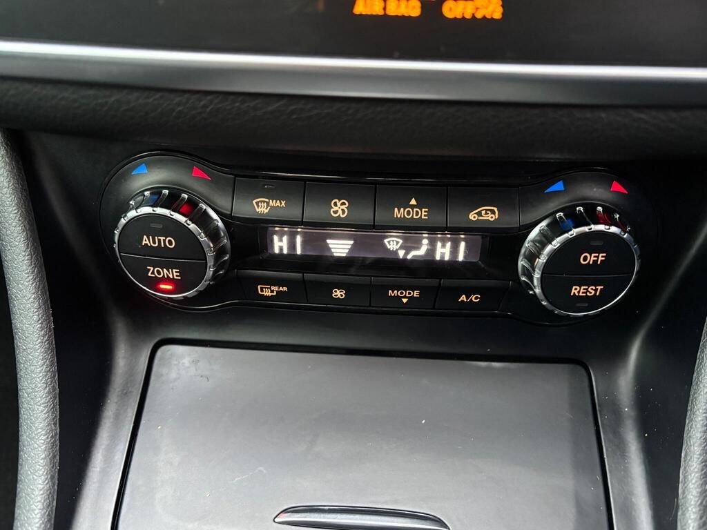 Used Mercedes-Benz GLA 2017 for sale - 76945382: Photo 33