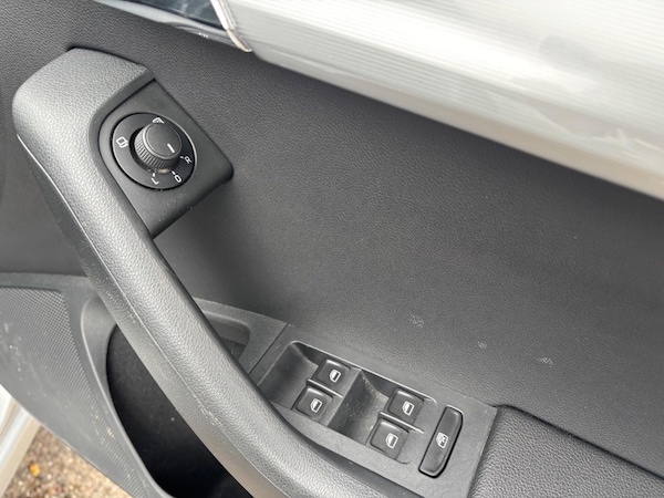 Used Skoda Octavia 2014 for sale - 76306273: Photo 17